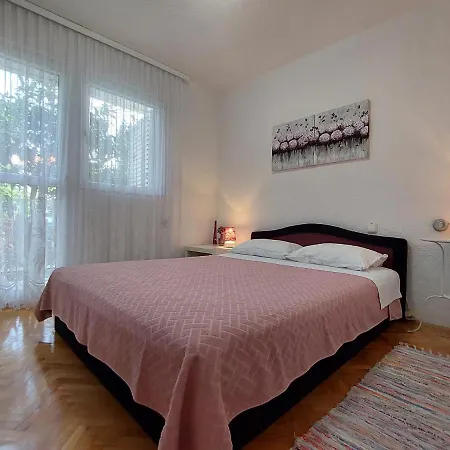 شقة Emili مارينا