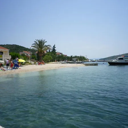 Emili Lejlighed Marina